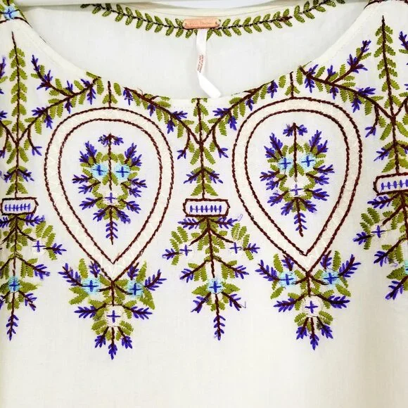 Free People Embroidered Women's draped  blouse - Contemporary w/Old World Charm - Picture 2 of 12